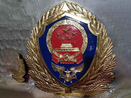 北京貼金消防徽章定做